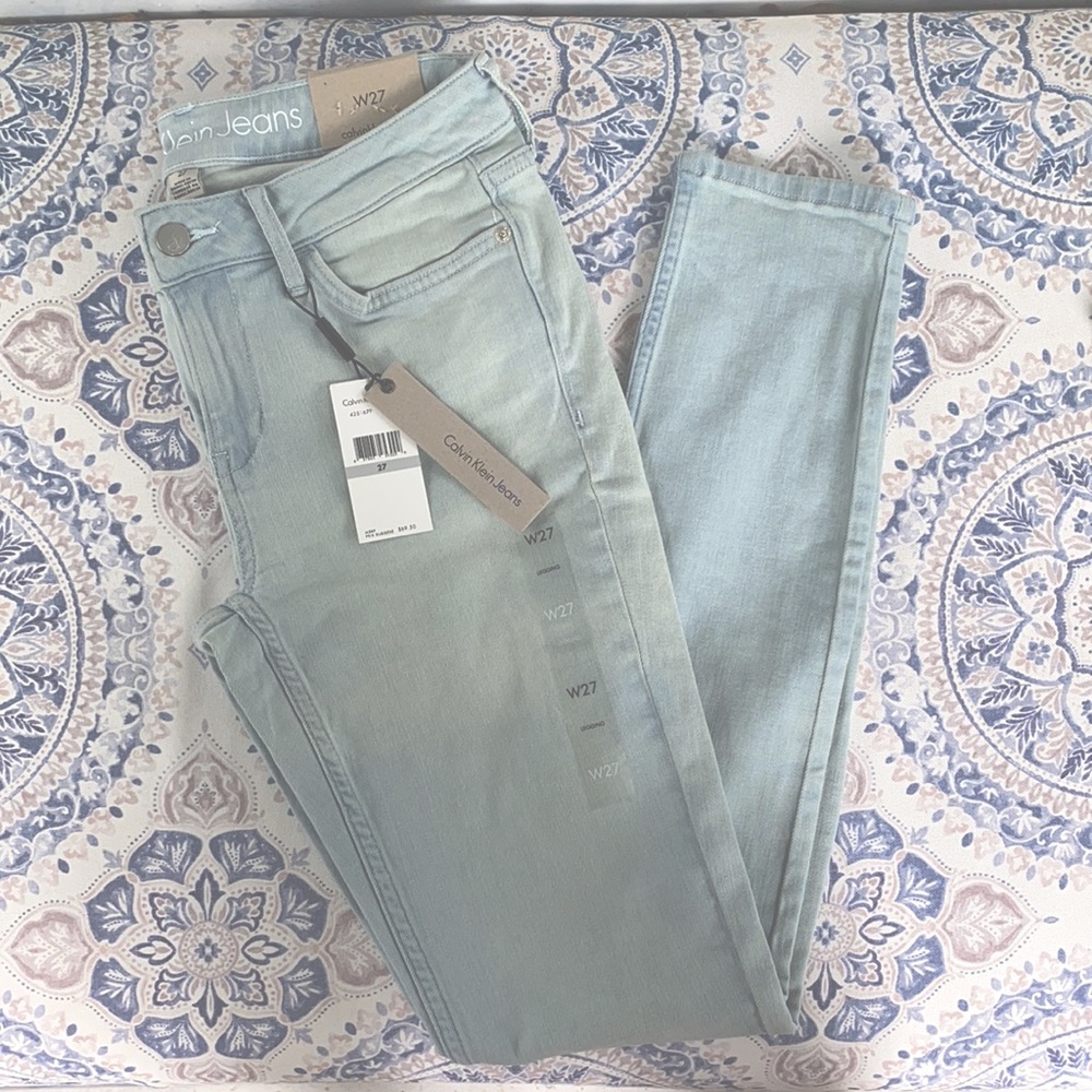 NWT Calvin Klein Jeans Legging size 27